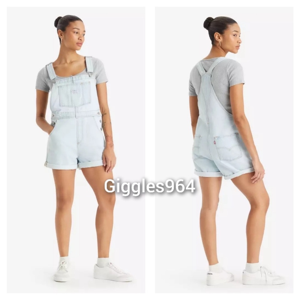 Levi's Shortalls light wash, size large.